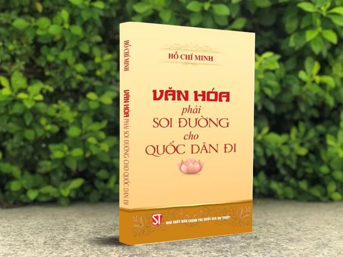 Xuất bản sách mừng 134 năm Ngày sinh Chủ tịch Hồ Chí Minh