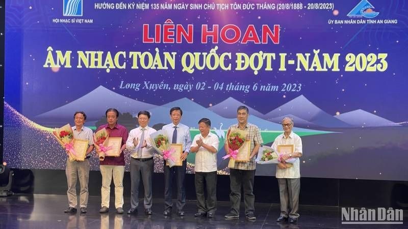 Bế mạc Liên hoan Âm nhạc toàn quốc đợt I