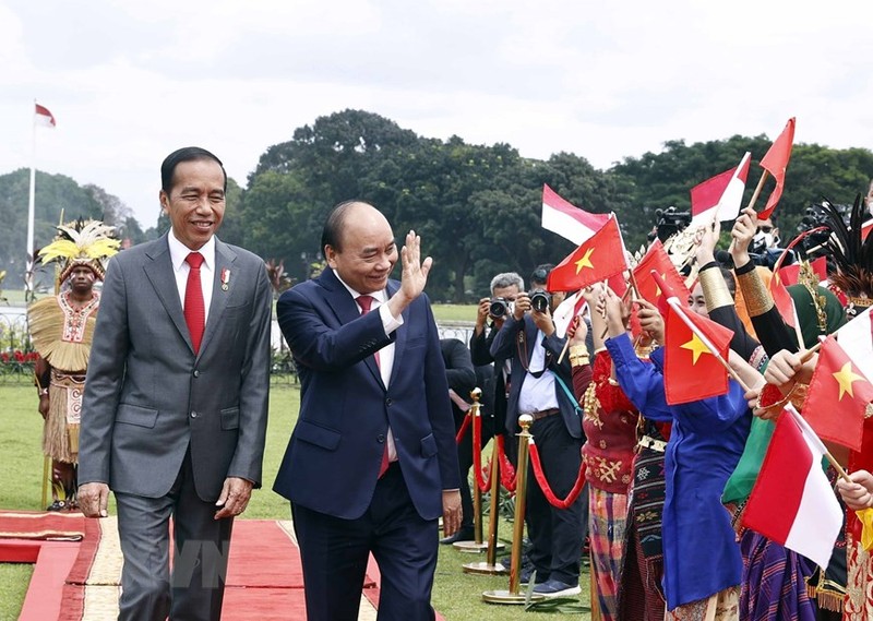 Tổng thống Indonesia chủ trì lễ đón cấp nhà nước Chủ tịch nước Nguyễn Xuân Phúc