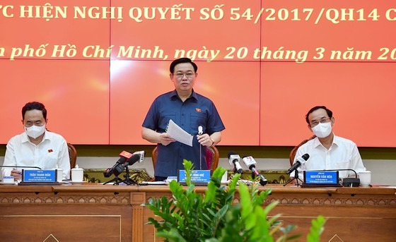 Chủ tịch Quốc hội Vương Đình Huệ: Xây dựng TPHCM là đầu tàu, hình mẫu của cải cách, đổi mới và phát triển đất nước ảnh 2