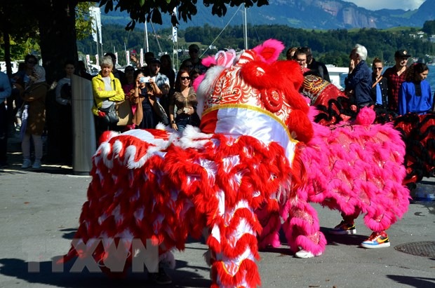 Ngay Van hoa Viet Nam tai Lucerne voi nhung dau an kho quen hinh anh 1