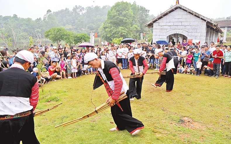 Khèn H’Mông - một nét đẹp văn hóa ảnh 2