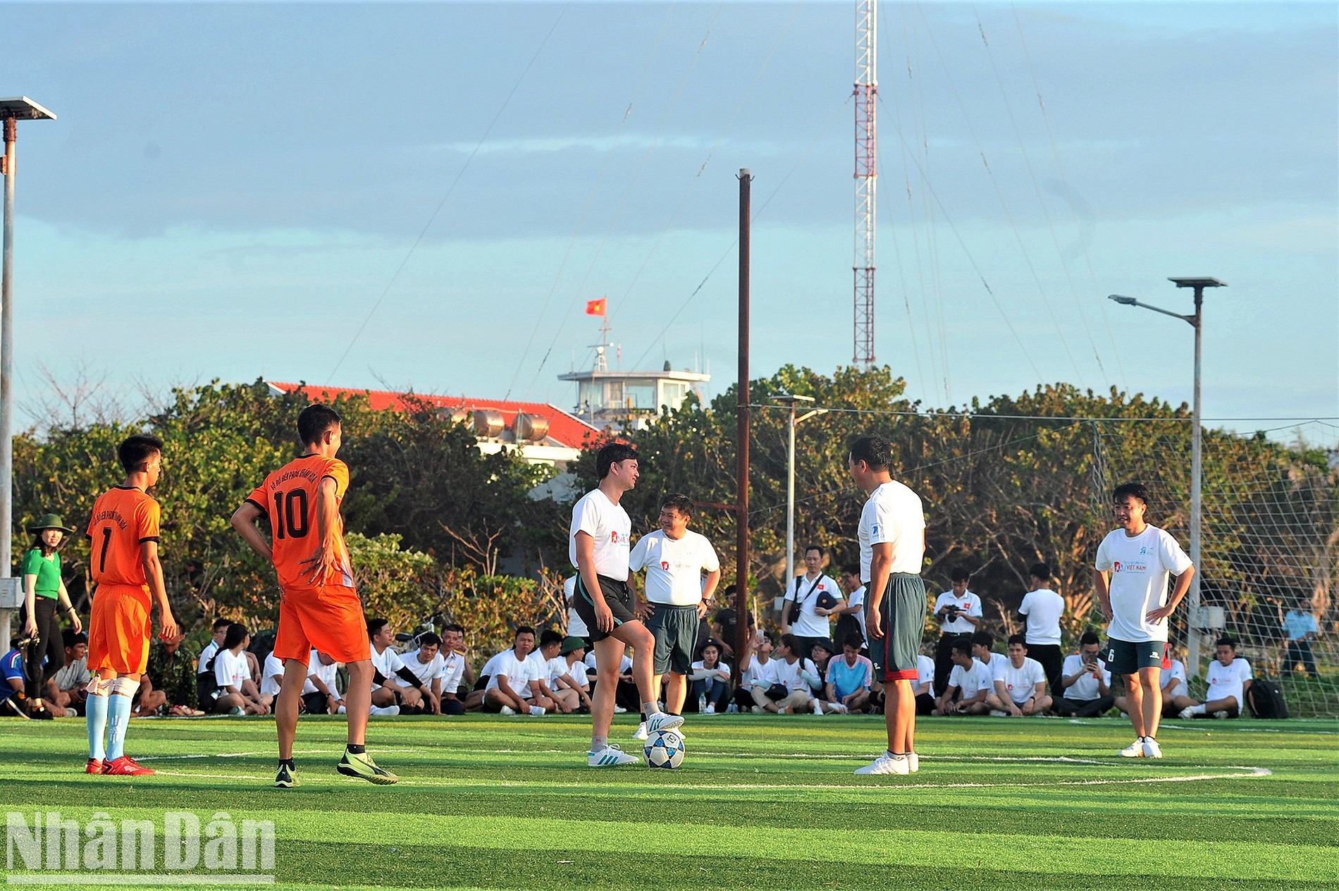 Tự hào Hành trình “Sinh viên với biển, đảo Tổ quốc” năm 2023 ảnh 9