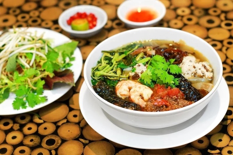 Chuyên trang ẩm thực TasteAtlas: Bánh đa cua là một trong những món súp ngon nhất thế giới