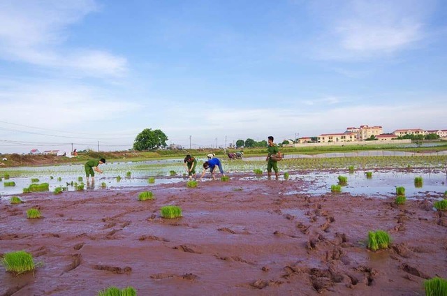 'Cháy' hết mình cùng ngọn lửa thanh xuân - Ảnh 2.